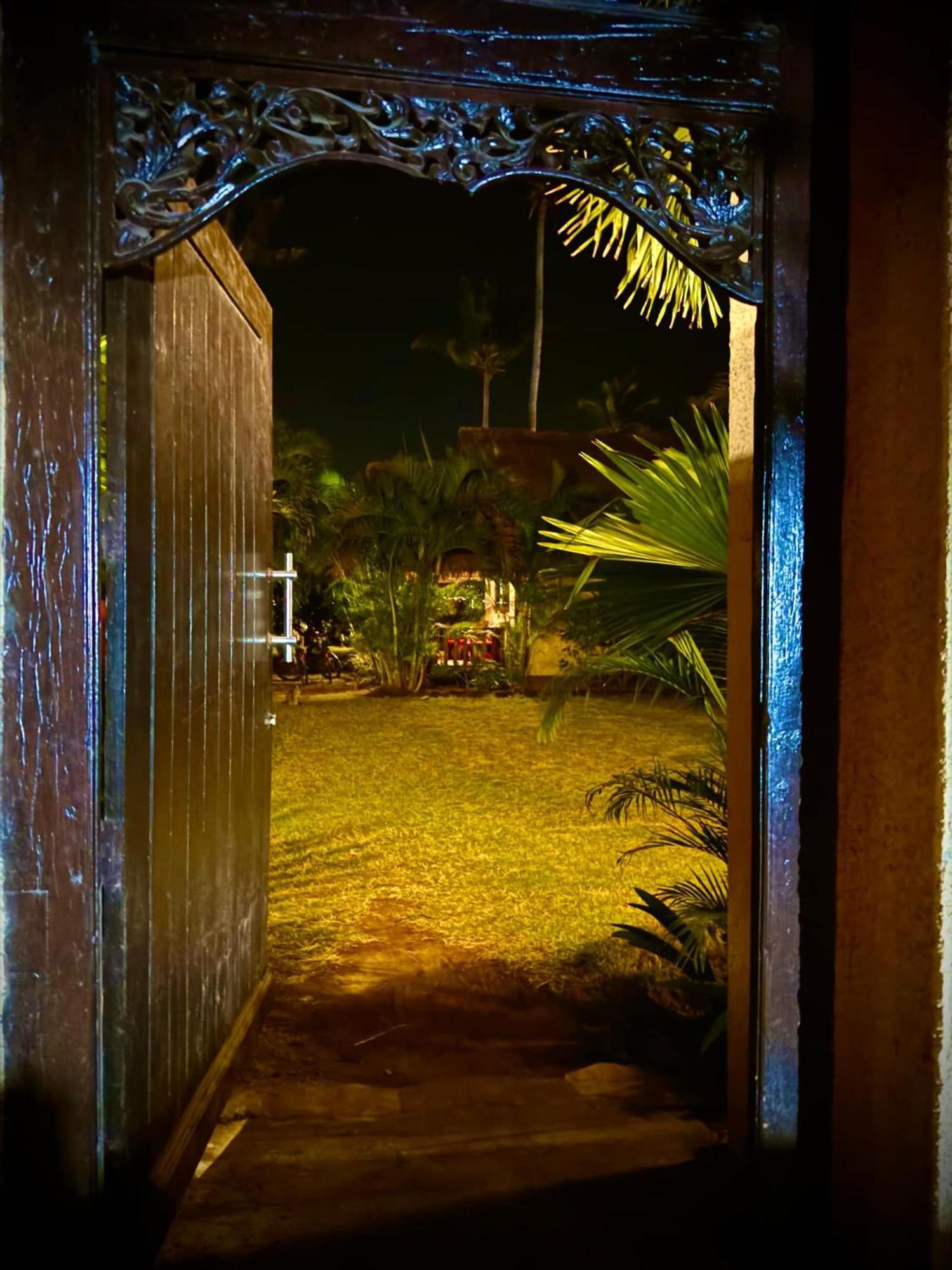 Rumah Sunyi Gili Trawangan Exterior foto